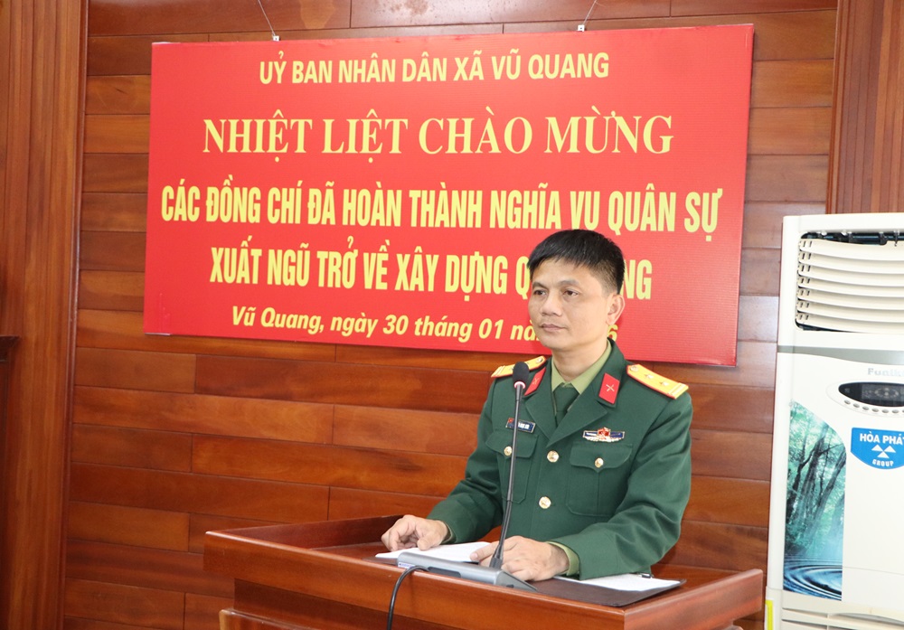 Xã Vũ Quang (Hà Tĩnh) gặp mặt quân nhân hoàn thành nghĩa vụ quân sự trở về địa phương.