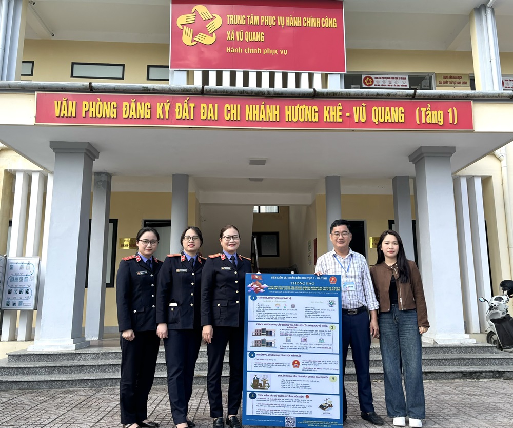 Viện kiểm sát khu vực 5 - Hà Tĩnh: đưa nghị quyết 205 đến gần hơn với người dân xã Vũ Quang (Hà Tĩnh)