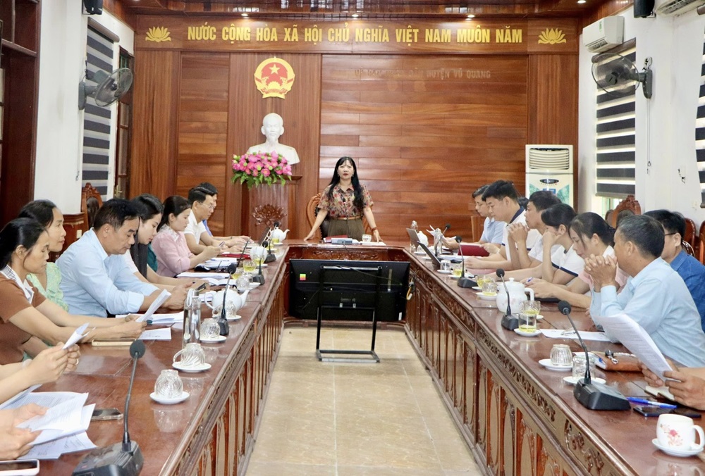 Xã Vũ Quang triển khai thí điểm mô hình trồng cây Gấc liên kết sản xuất và bao tiêu sản phẩm năm 2026