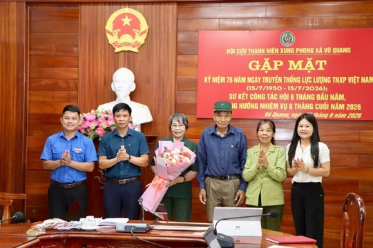 Hội Cựu Thanh niên xung phong xã Vũ Quang tổ chức kỷ niệm 76 năm ngày truyền thống lực lượng TNXP Việt Nam và sơ kết công tác Hội 6 tháng đầu năm 2026. 