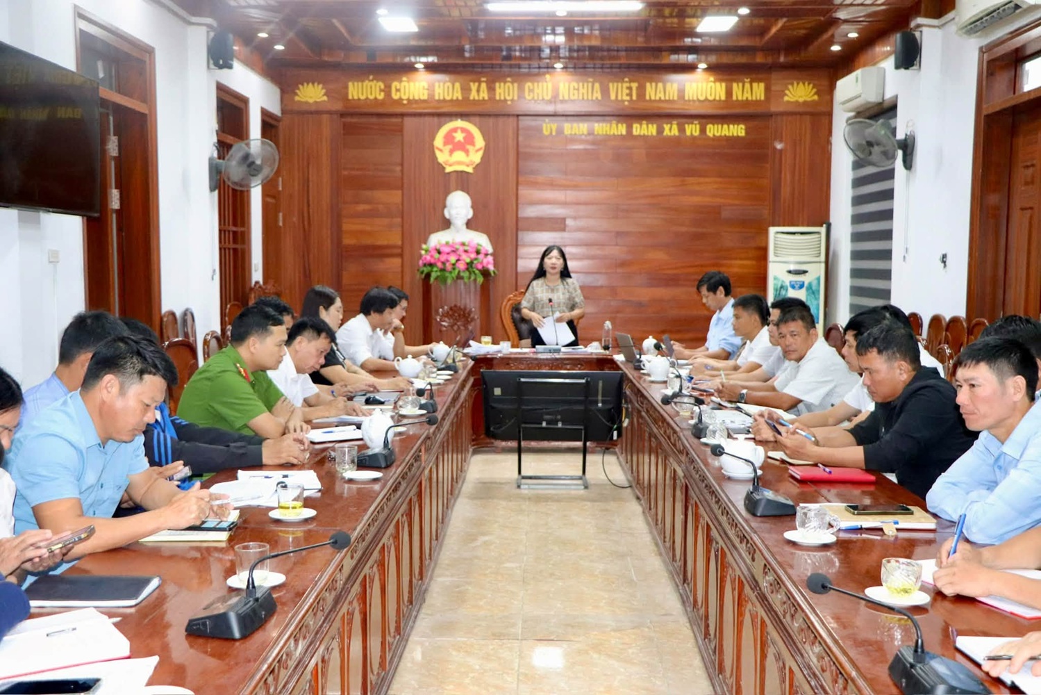 UBND xã Vũ Quang đánh giá kết quả thực hiện nhiệm vụ quý III, triển khai nhiệm vụ quý IV năm 2026