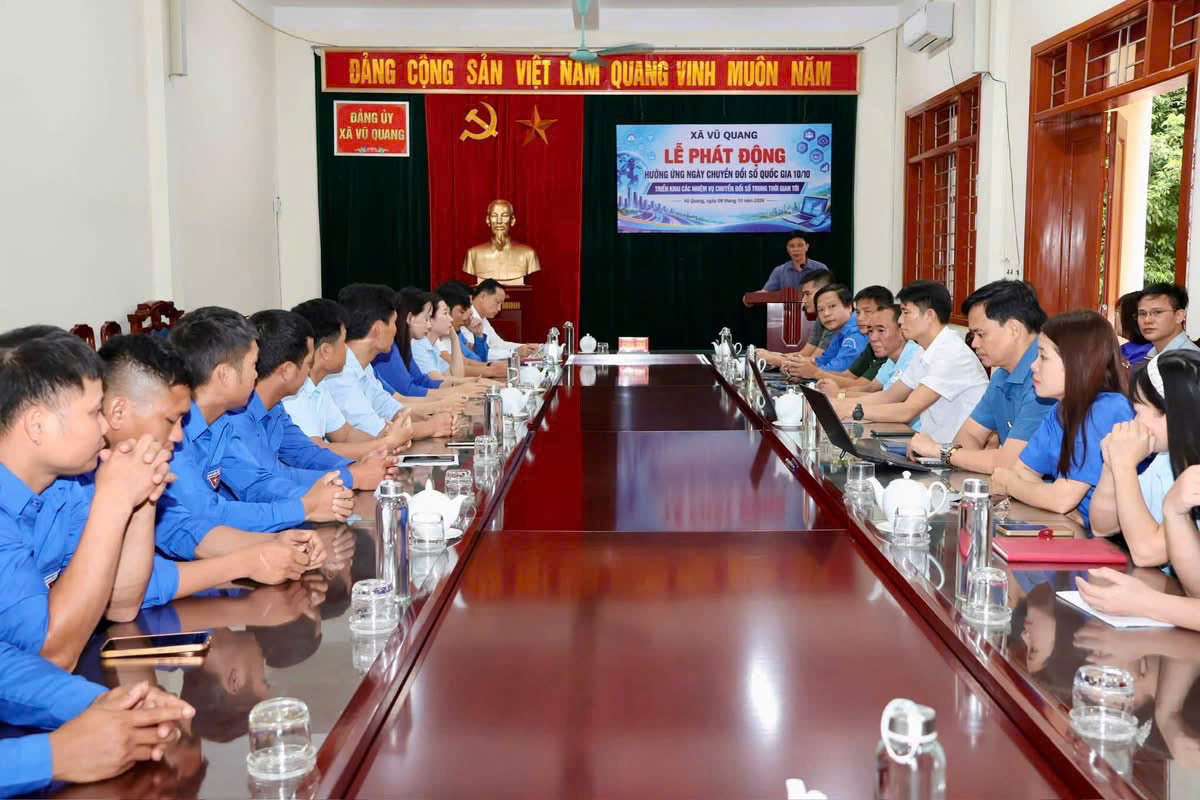 Xã Vũ Quang phát động Ngày chuyển đổi số