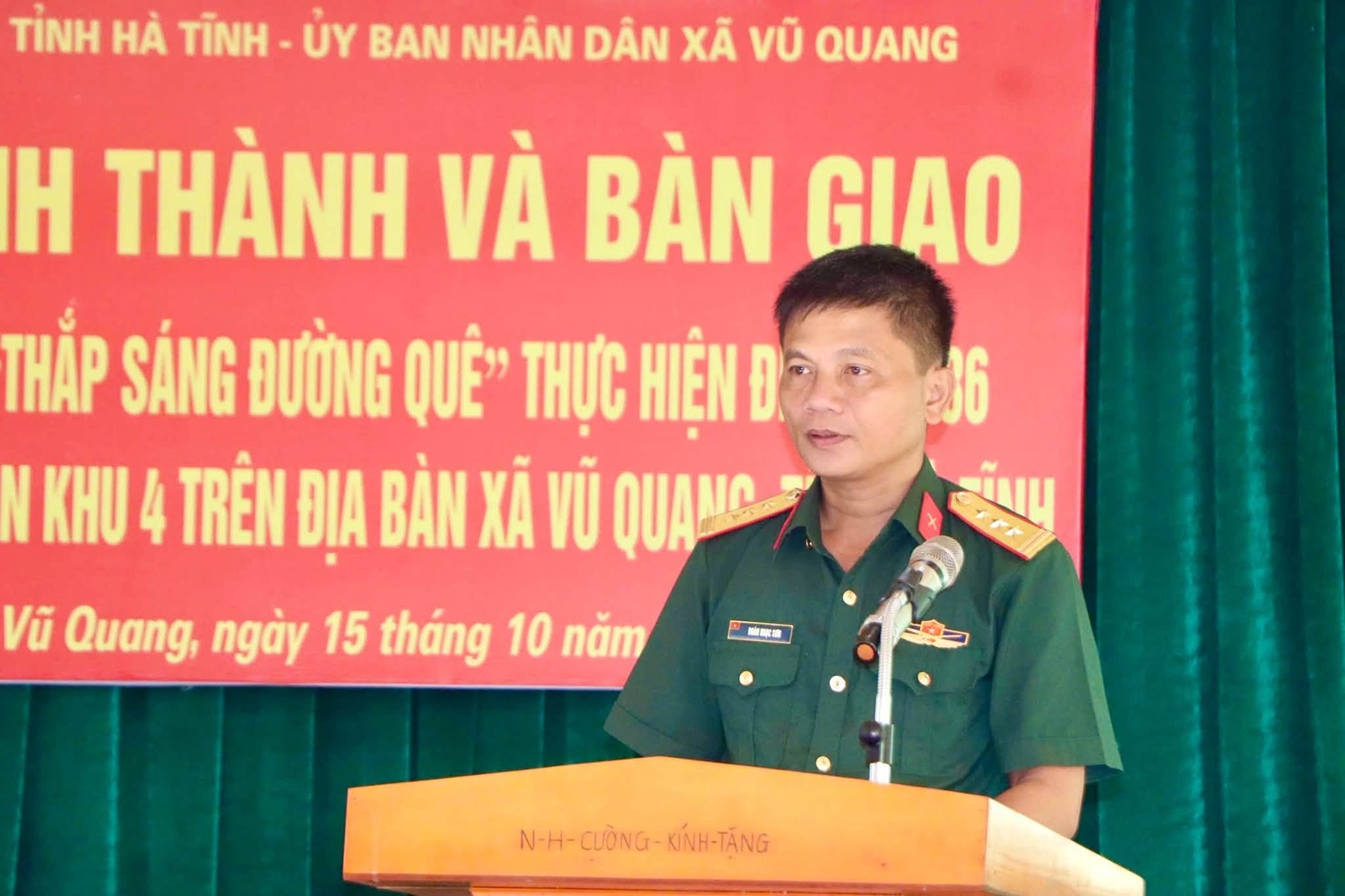 Xã Vũ Quang khánh thành mô hình “Thắp sáng đường quê”, thắt chặt tình đoàn kết Quân – Dân