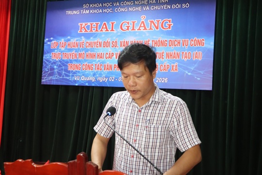 80 cán bộ, công chức, viên chức xã Vũ Quang, Thượng Đức, Mai Hoa và Kim Hoa tham dự tập huấn kỹ năng số và ứng dụng công dân số Hà Tĩnh (i-HaTinh) 