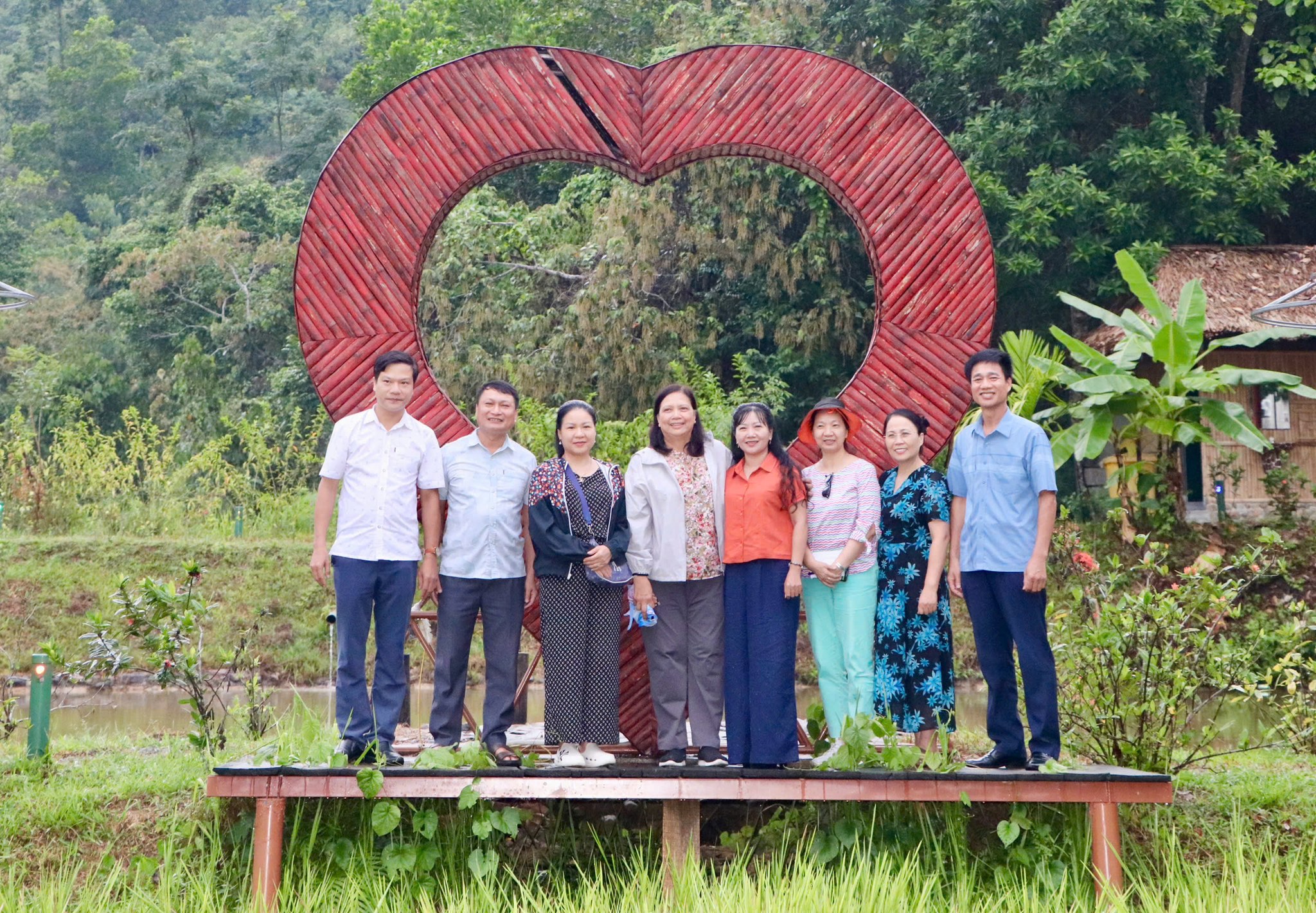 Ngân hàng phát triển Châu Á (ADB) khảo sát, đánh giá và xác định các dự án du lịch tiềm năng tại xã Vũ Quang