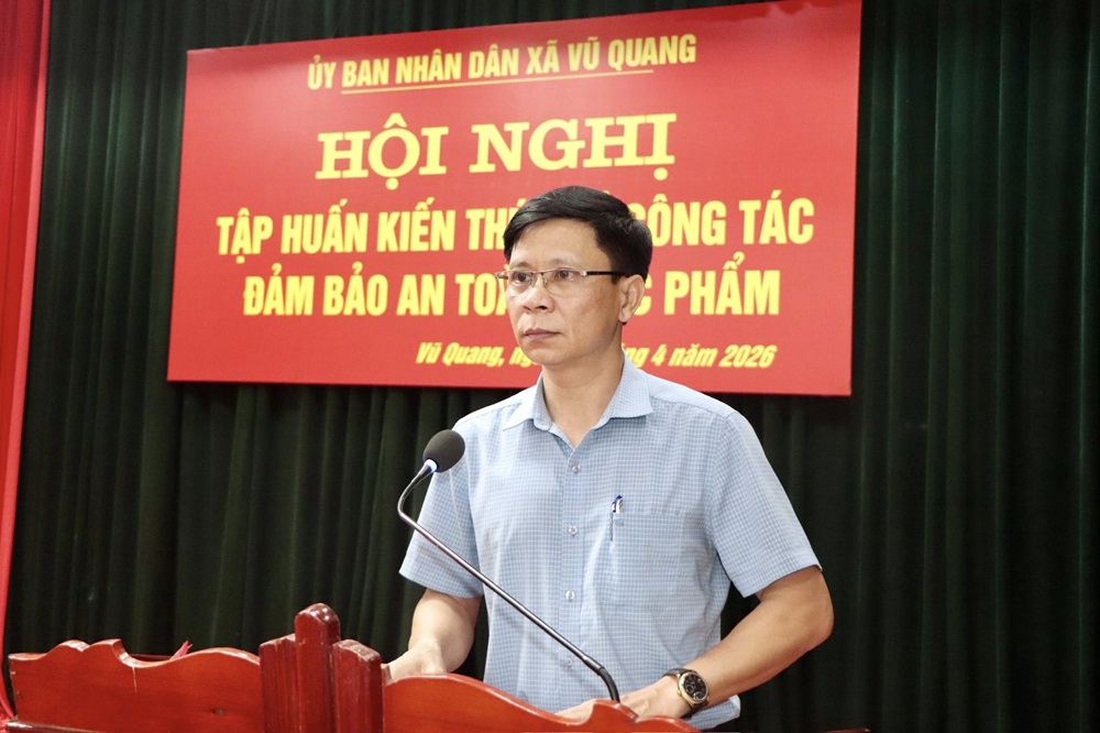 Tập huấn an toàn thực phẩm cho cơ sở và Trường học tại xã Vũ Quang