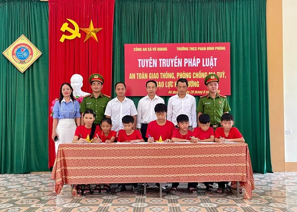 Xã Vũ Quang: Tăng cường tuyên truyền pháp luật trong trường học 